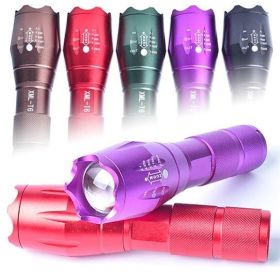 Grab-N-Go Zoomable Focusing Flashlight In 5 Colors (Color: Green)